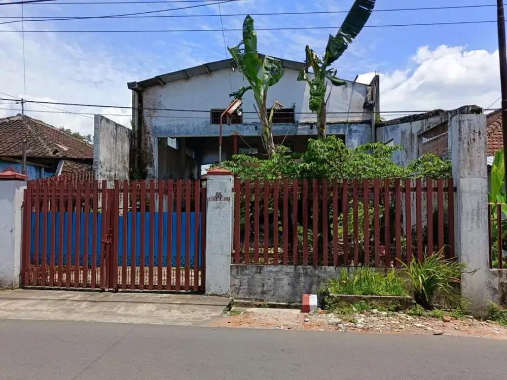 Harga Dibawah Pasar Dijual Rumah di Jl Kendedes Singosari Malang