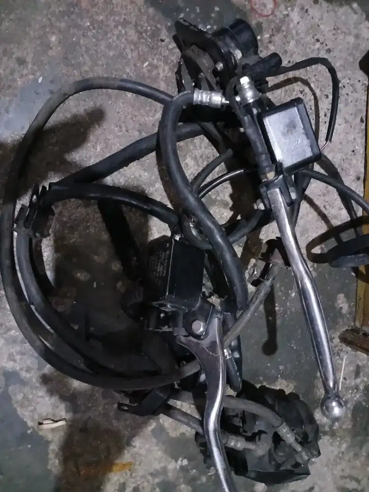 Master rem pulset kepala babi depan belakang tinggal pasang