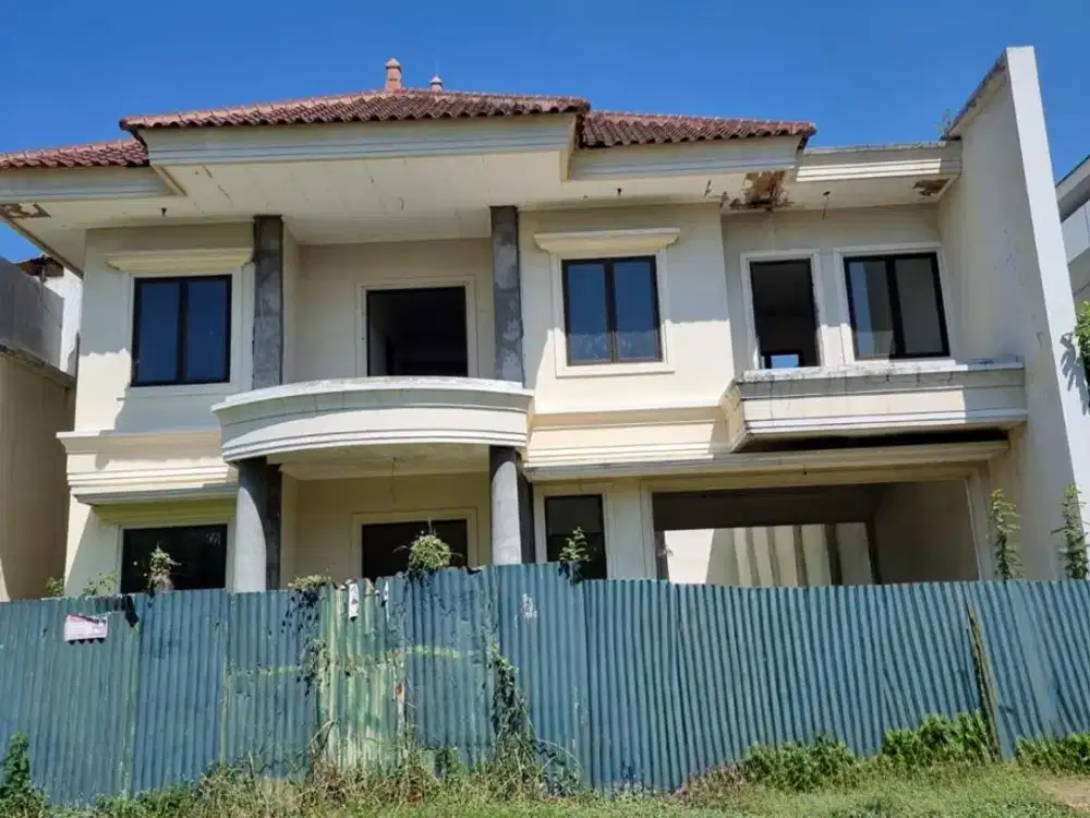 Rumah Pakuwon indah Villa Bukit Regency dkt citraland dan graha family Surabaya