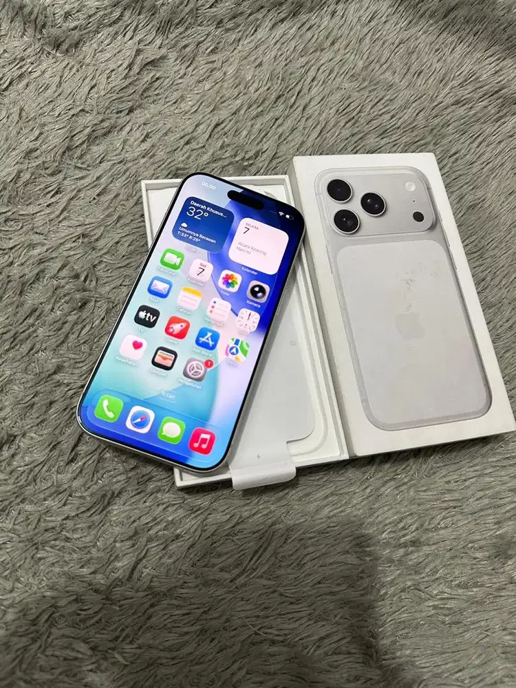 Iphone 17 Pro 256gb Silver IBOX Garansi On Mei 2027
