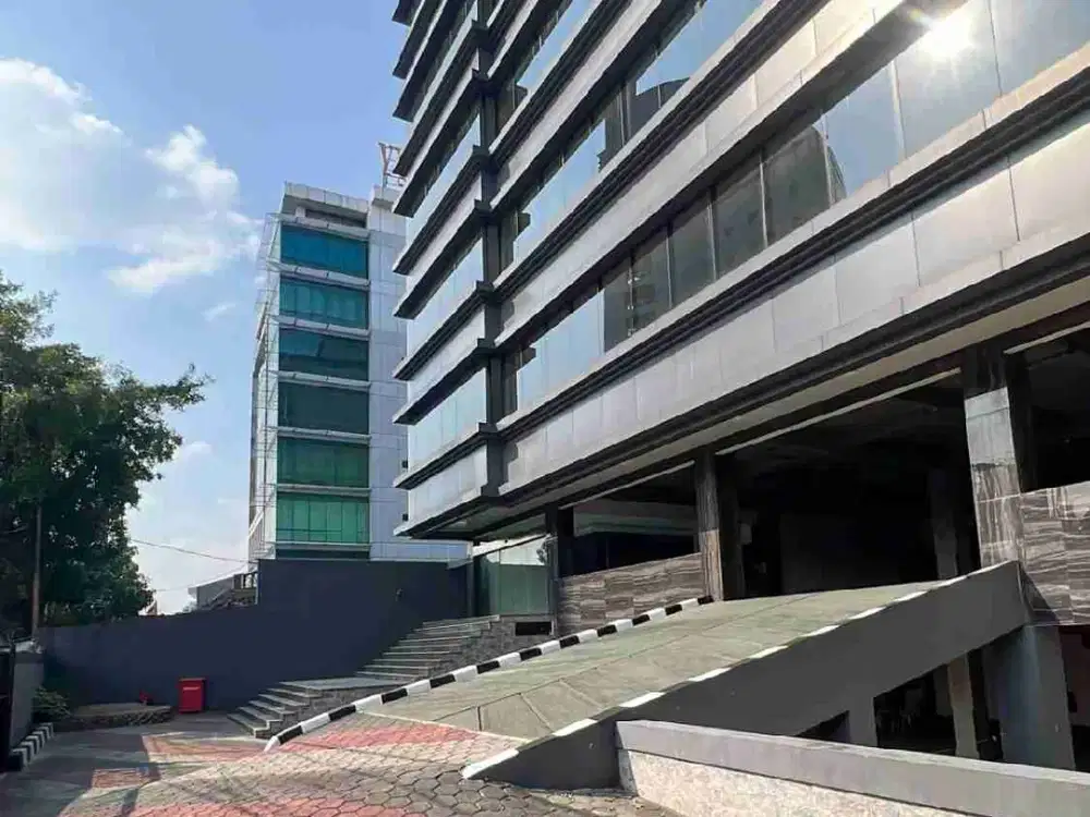 Gedung Baru 8 Lantai Strategis Dekat Tol TB Simatupang Jaksel
