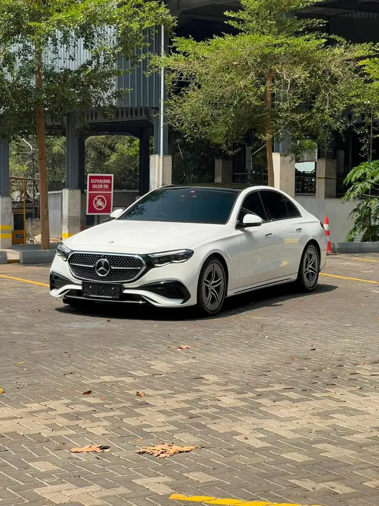 Mercedes Benz E300 AMG Eqboost 2024 km 1200
