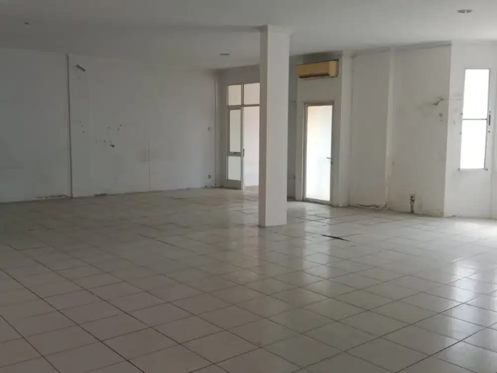 TERMURAH RUKO 2 LANTAI SIAP PAKAI COCOK UNTUK USAHA LOKASI DI KOTA BARU PARAHYANGAN BANDUNG
