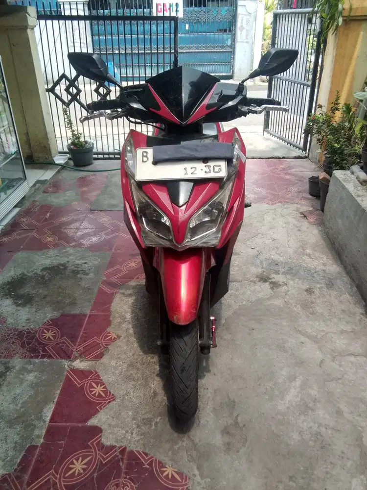Jual Motor Matic Honda Vario 125 FI KZR Tahun 2013