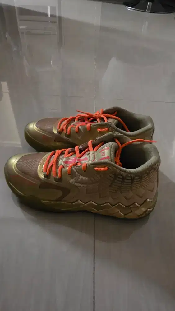 Puma Lamelo MB 01 Golden Child
