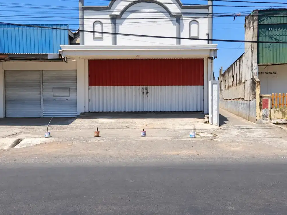 Dijual Toko Strategis di Jalan Sucipto Situbondo Jawa Timur