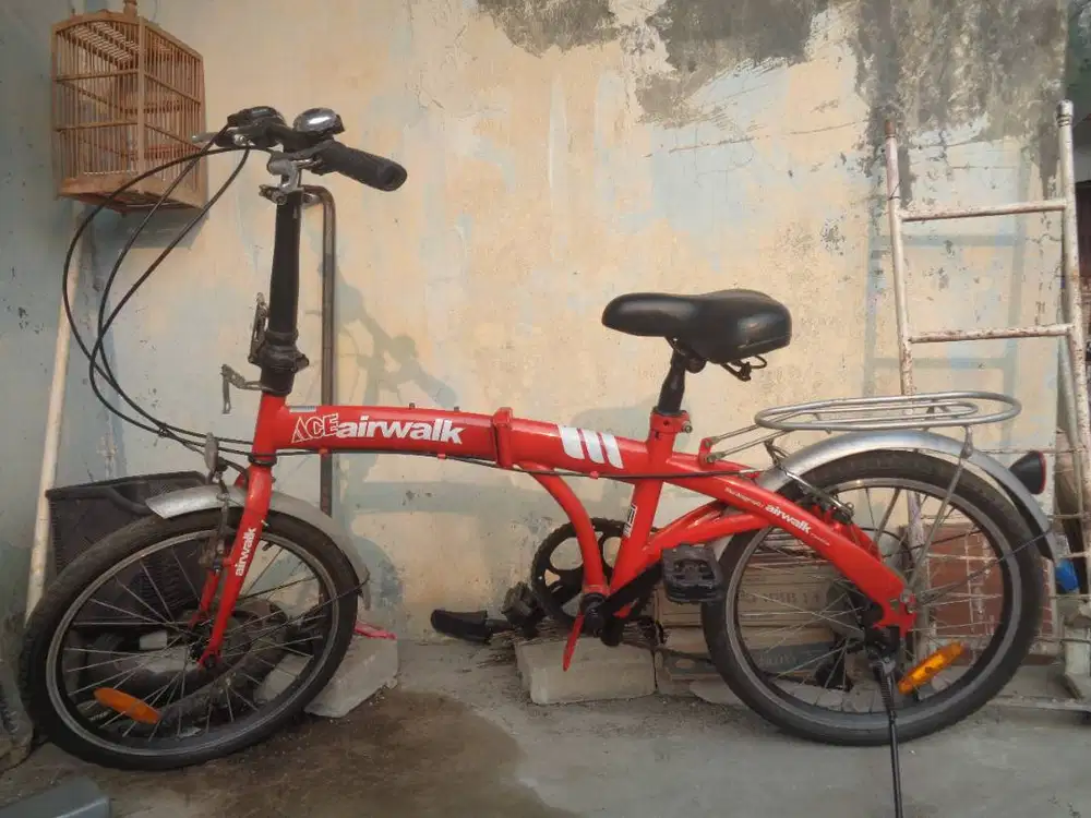 Sepeda lipat 20in