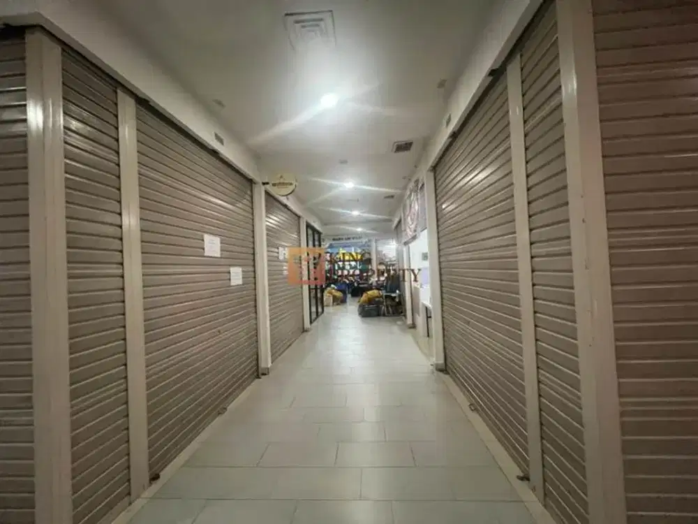 Disewakan kios usaha cocok untuk kantor atau gudang serta usaha lain yang  lokasi nya di area  madison park