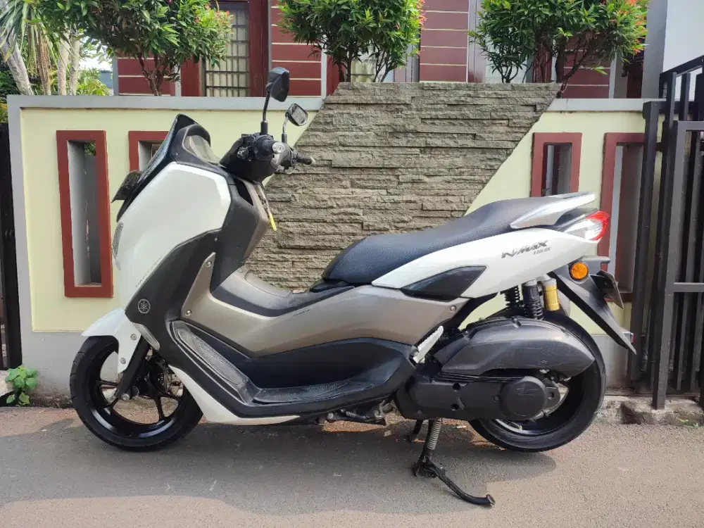 READY #1 UNIT NMAX NEW KUNCI TAHUN 2021