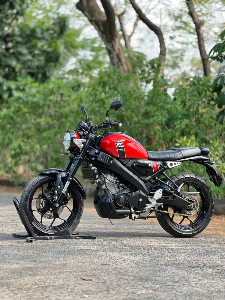 YAMAHA XSR 155 MERAH 2023 KM LOW PAJAK PANJANG SIAP TOURING