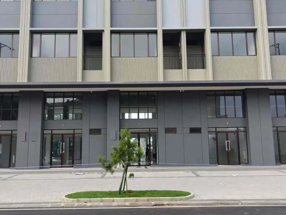 Dijual/Disewakan Ruko Hampton East Studio Loft 2 Muka