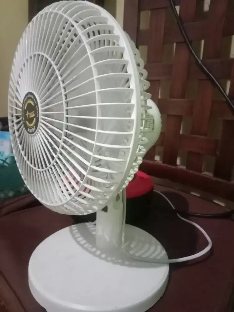 Kipas angin duduk
