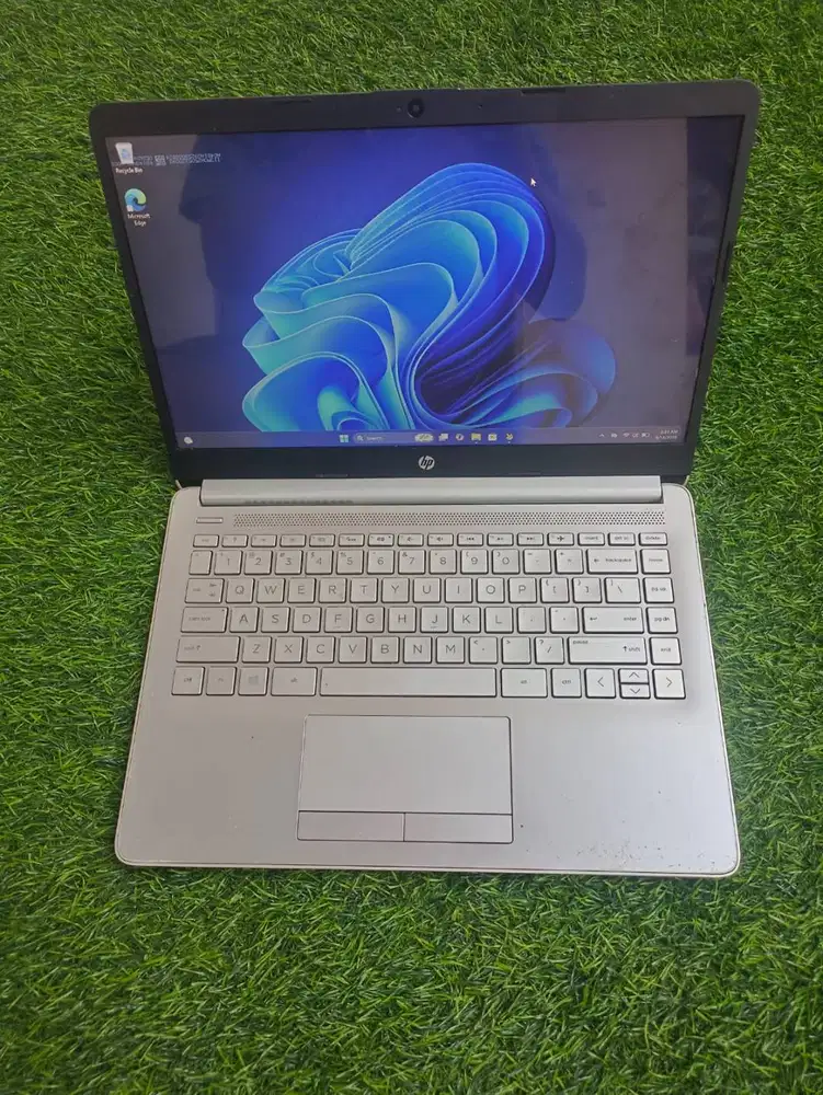 HP 14s Proc n4020
