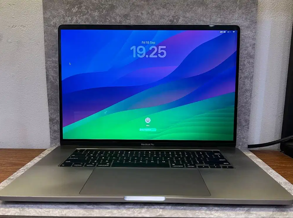 Macbook Pro 16” 2019 /RAM 32GB / SSD 1TB