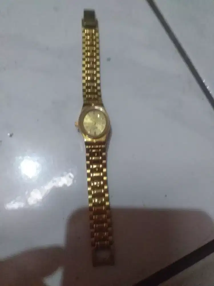 Jam tangan wanita batre abis