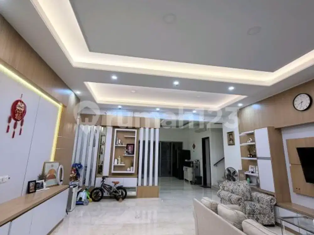 Rumah Mewah 10X20 Furnish Golf Island Pantai Indah Kapuk