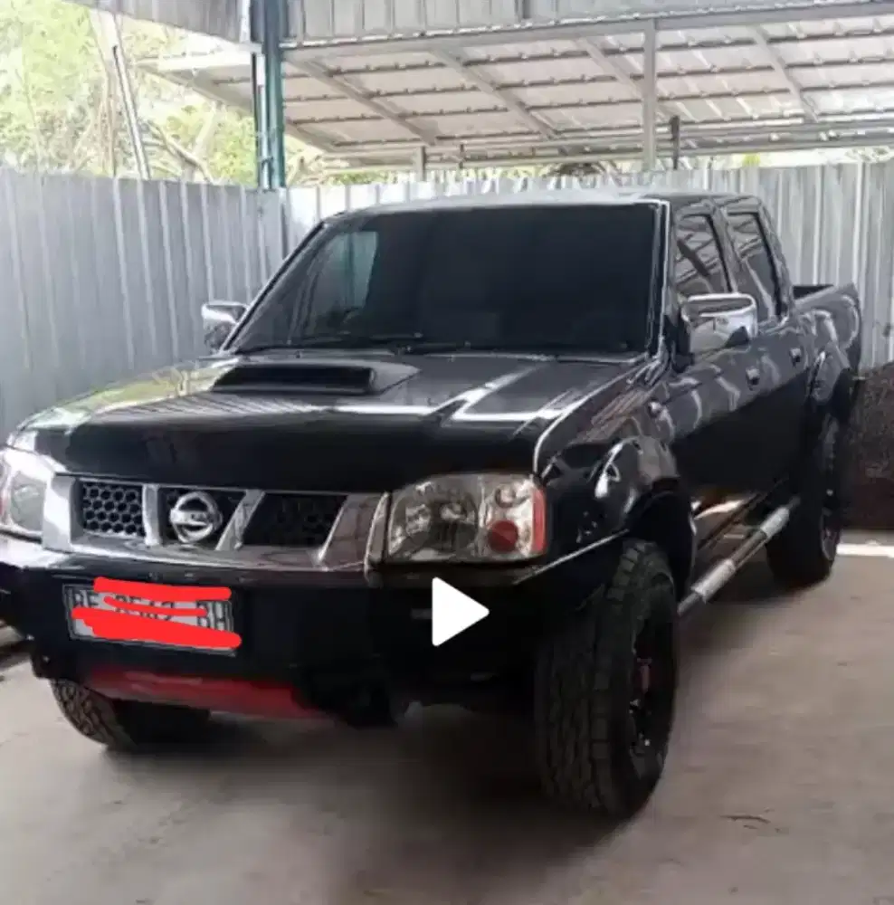 Nisan Frontier double cabin 4x4
