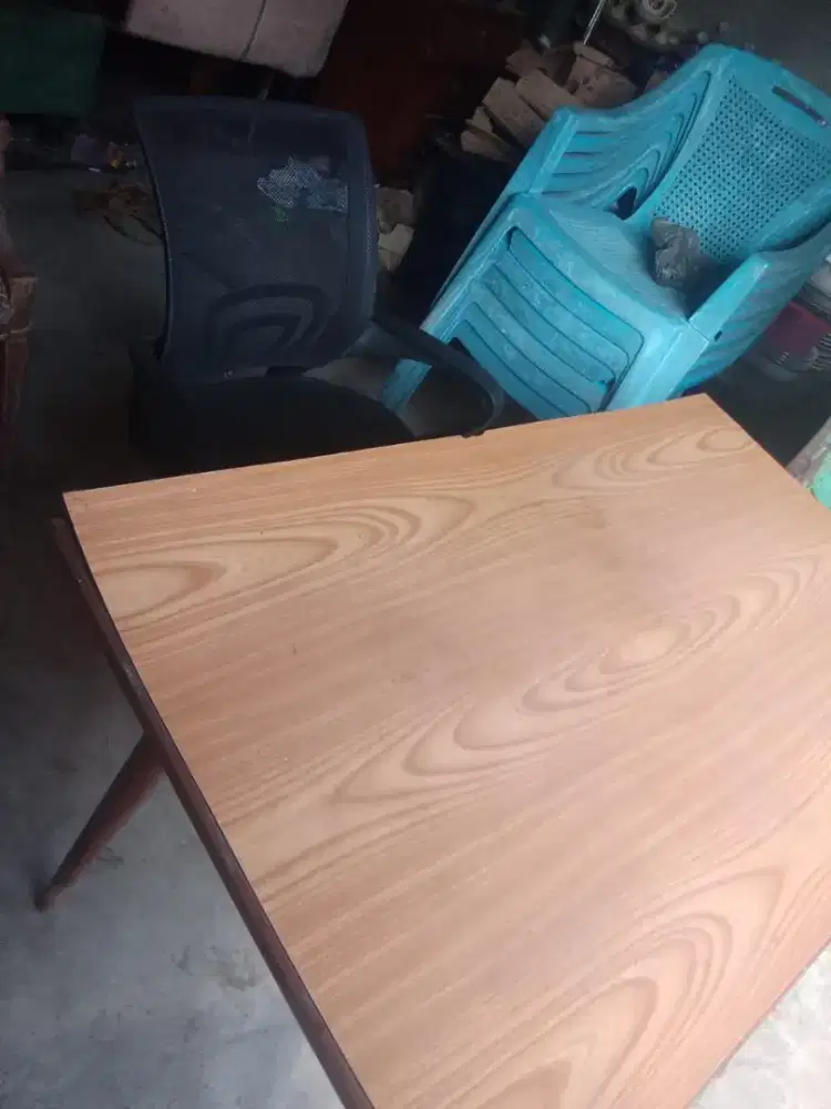 Meja kantor jati dan kursi kantor