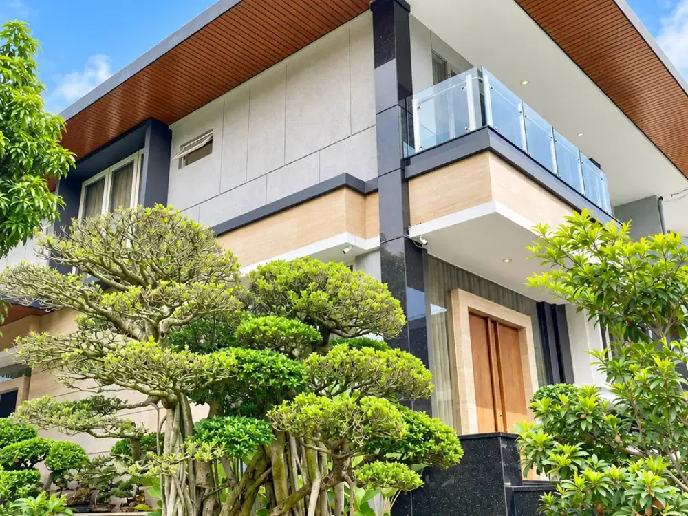 Rumah Hoek Crown Golf 2,5LT 16x25 400m2 3KT SHM Full Furnished PIK Pantai Indah Kapuk