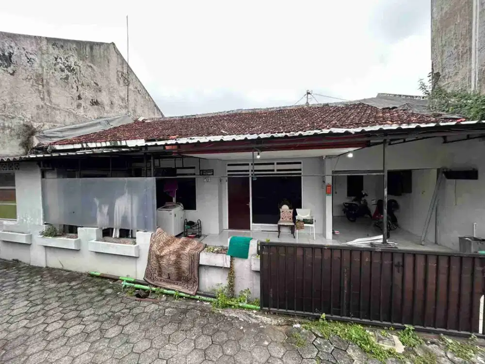 Rumah Induk Dan Kost Di Kentungan jl. Kaliurang km 6 Dekat Pakuwon Mall dan Kampus UGM