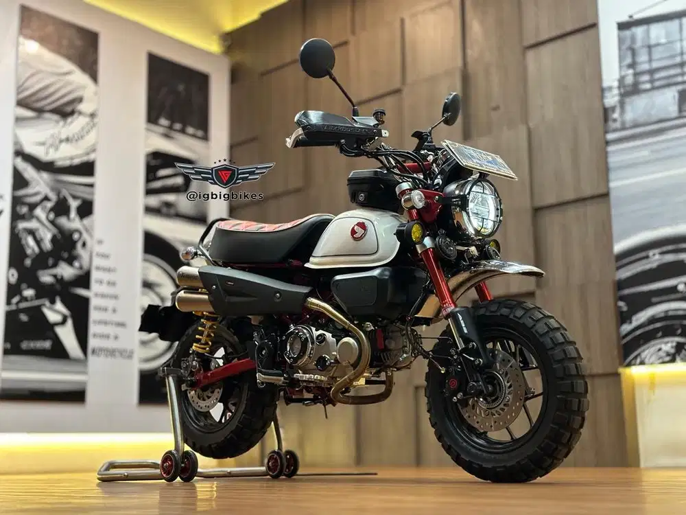 Honda Monkey Z125 Merah 2023