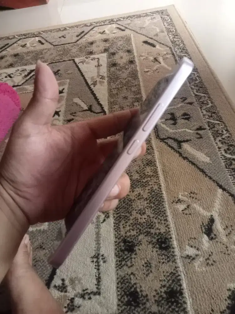 Oppo A6pro 5G 8+8/256GB
