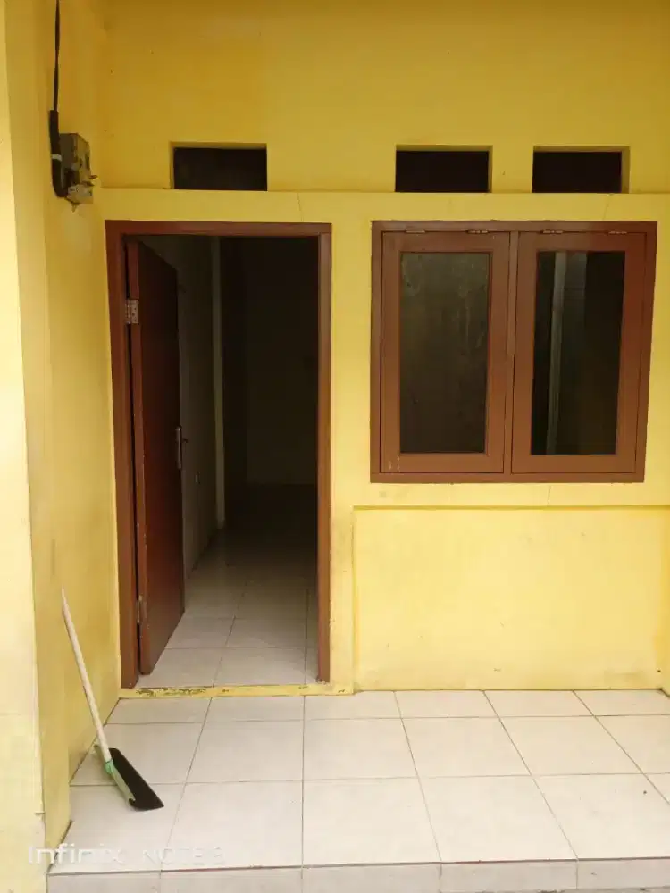 Kontrakan keluarga depok beji