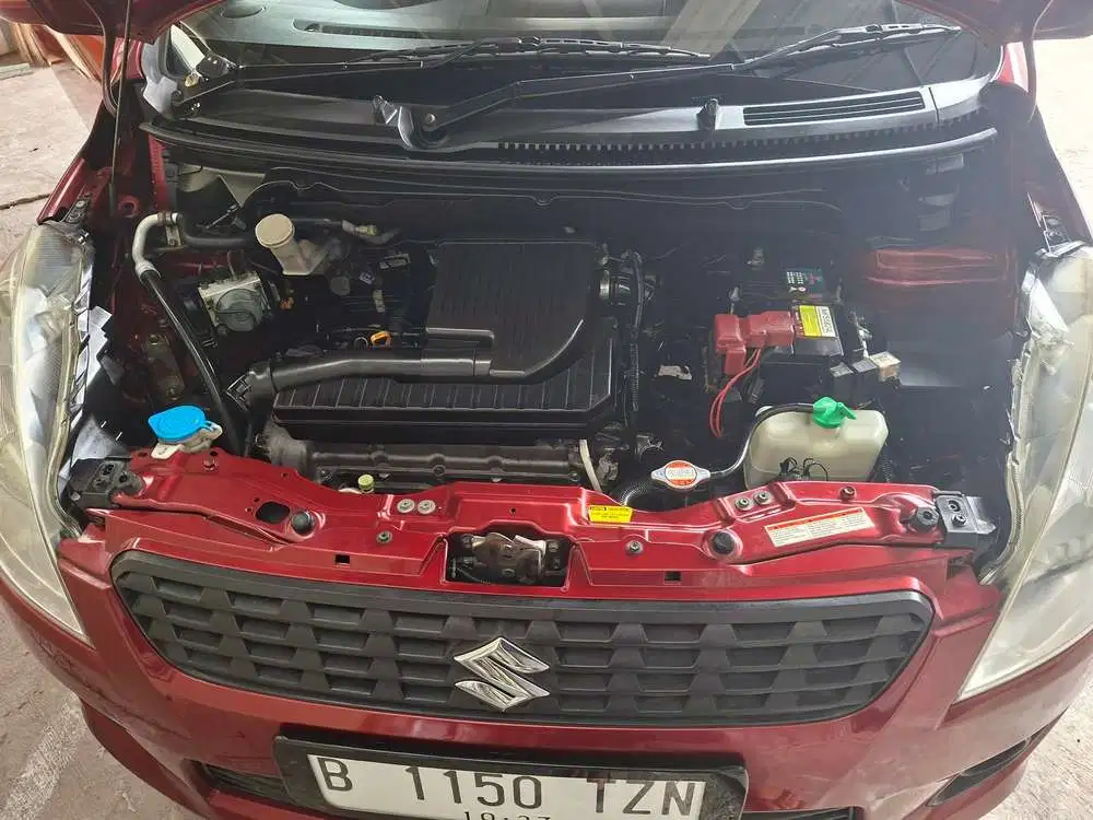 Suzuki Ertiga 2012 Bensin