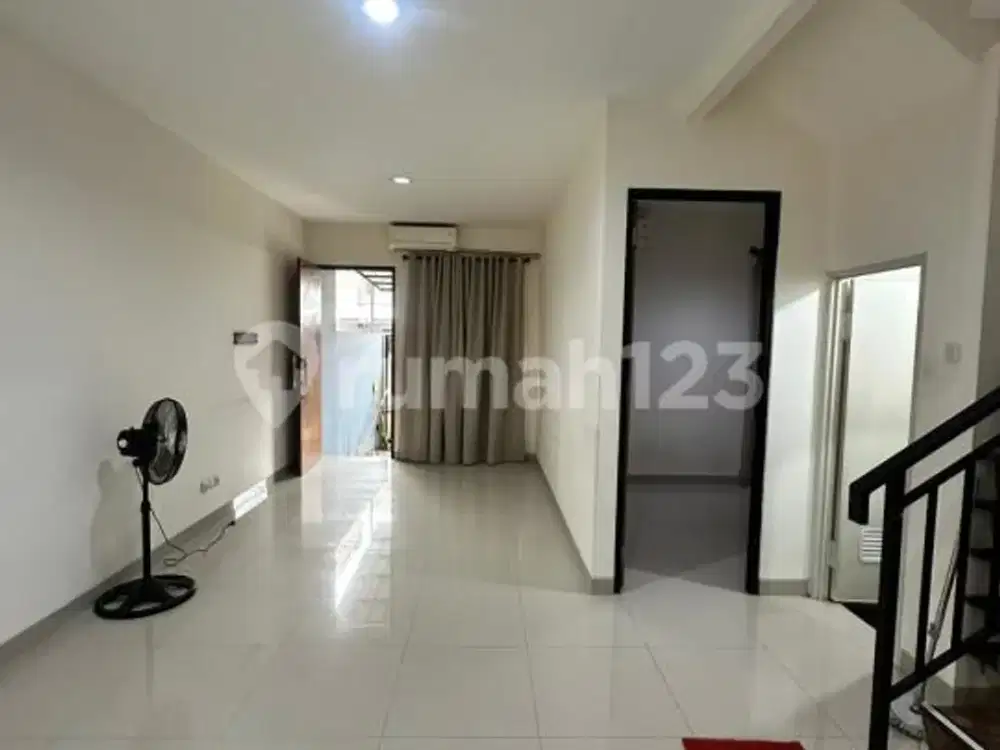 Rumah 1 Lantai di Komplek Karang Tengah Permai, Tangerang