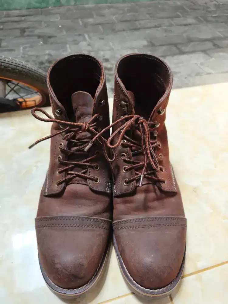 Sepatu Boots 8111 kulit crazy horse No41 kaki 26 cm