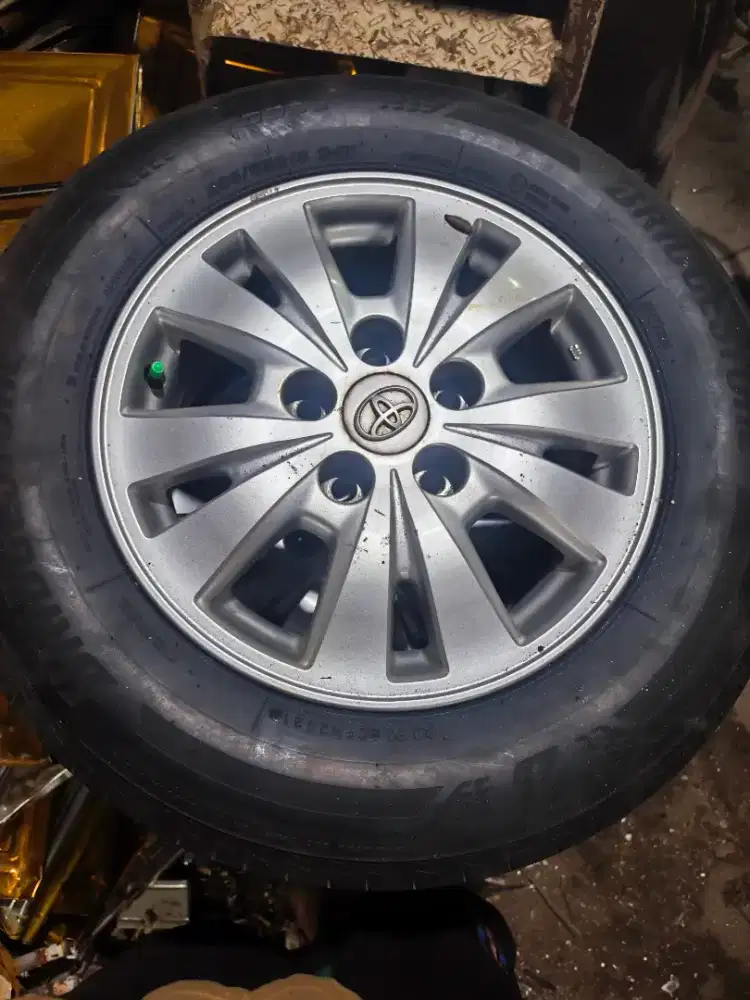 Di jual velek inova