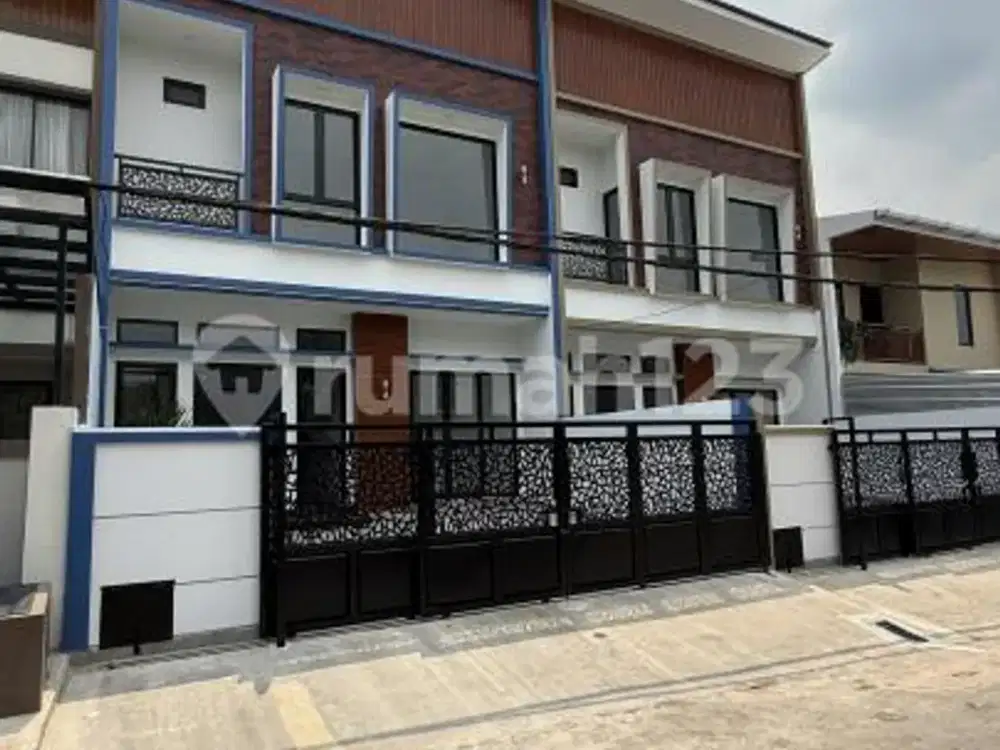 Rumah 2 Lantai di Sektor 14.5 Nusa Loka BSD, Tangerang Selatan