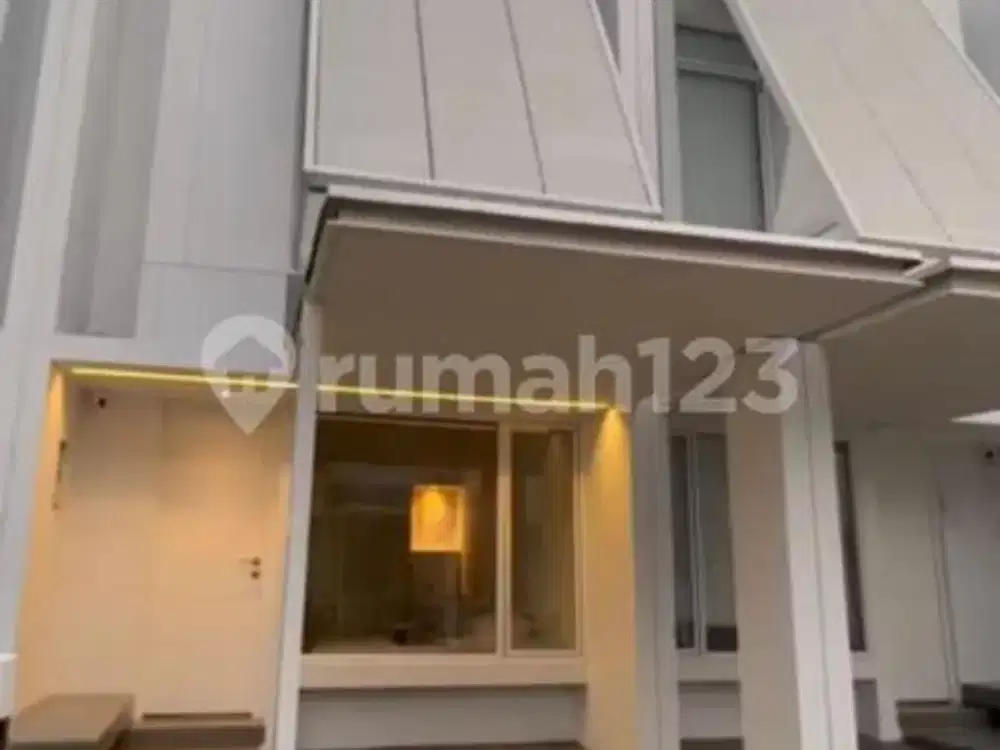 Rumah 2 Lantai Semi Furnished di Cluster Inspirahaus R Tabebuya BSD City, Tangerang Selatan