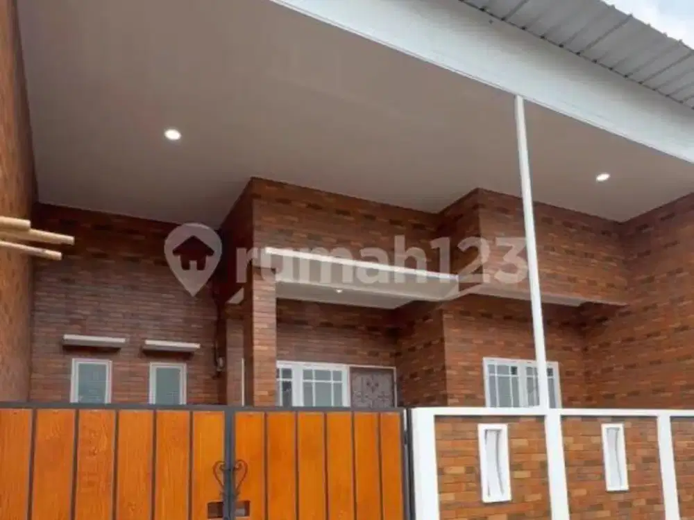 Rumah Siap Huni di Villa Melati Mas, Tangerang Selatan
