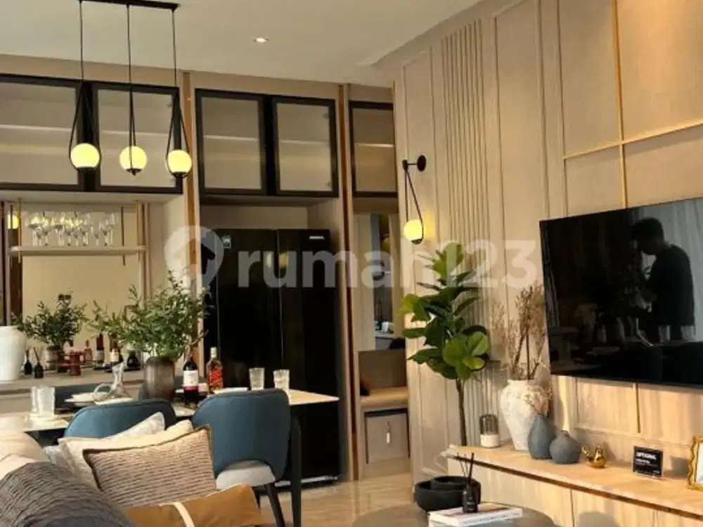 Rumah Cantik 2 Lantai di Cherrywood Cluster Dammara Graha Raya, Tangerang Selatan