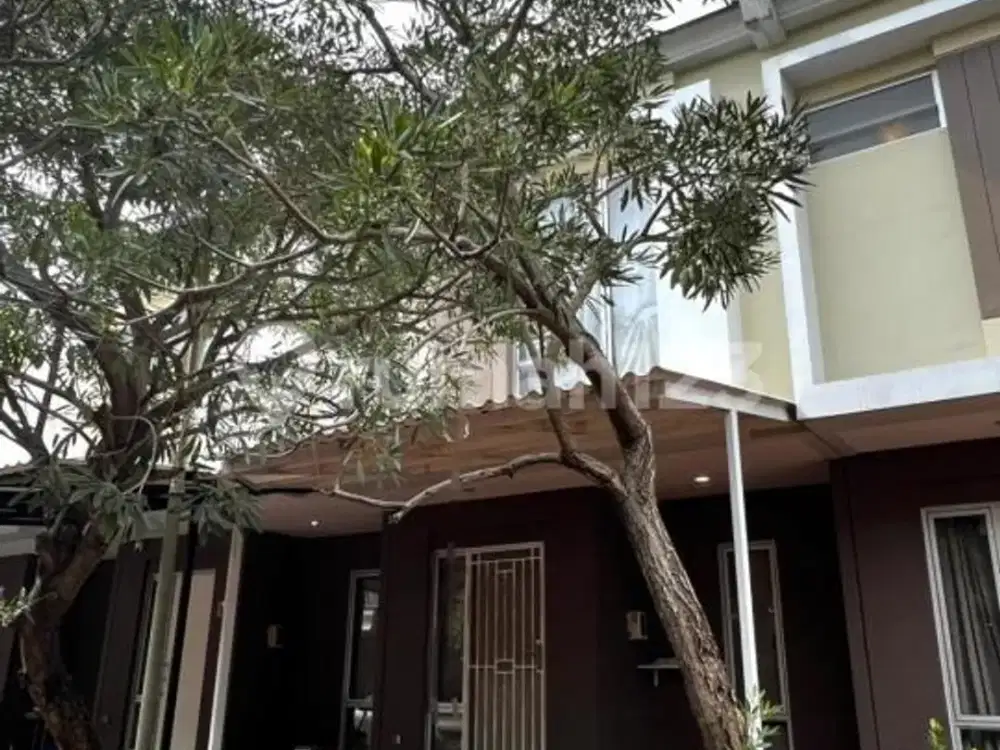 Disewakan Rumah 2 Lantai di Malibu Village Gading Serpong, Tangerang