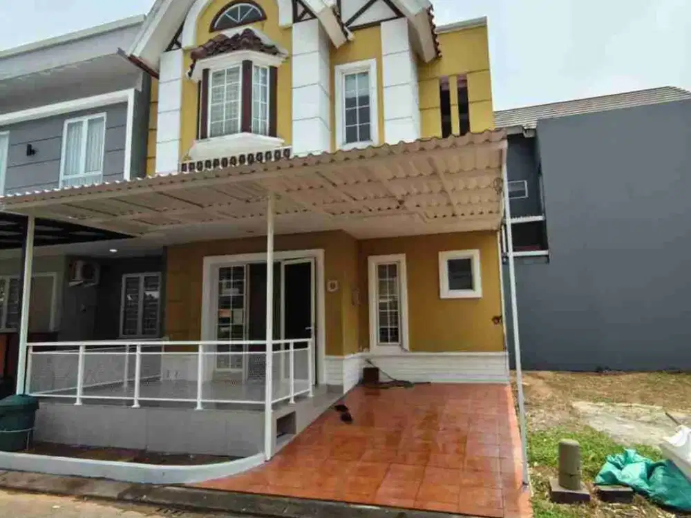 Rumah Bagus Semi Furnished di Cluster Malibu, Gading Serpong