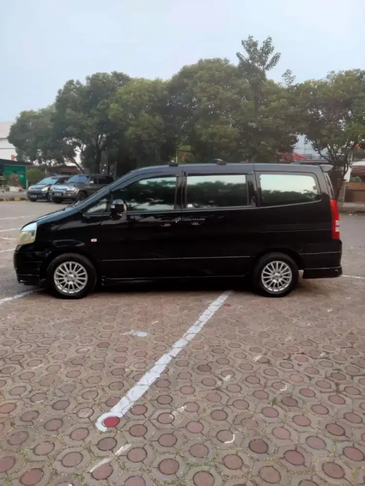 Nissan serena hws automatik istimewa 2008