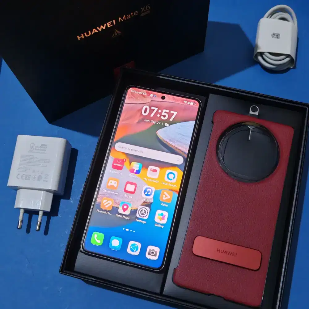 Huawei Mate X6 12/512 Nebula Red Fullset garansi resmi minus layar dlm