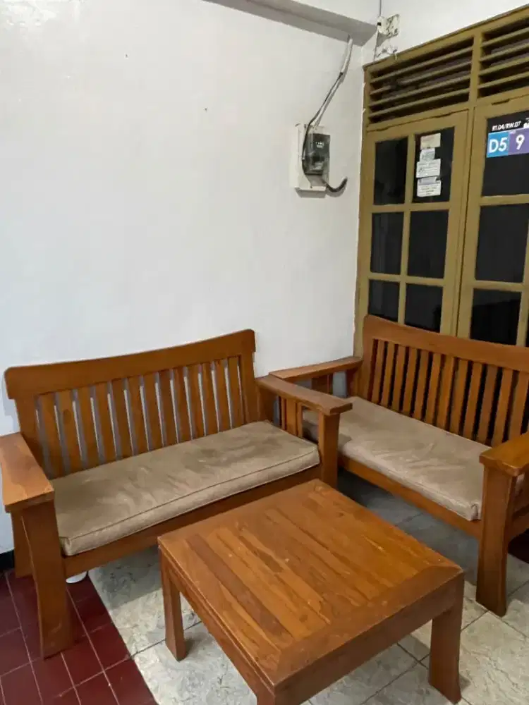 Set Kursi Tamu Kayu + Meja | 2 Dudukan + 1 Single |