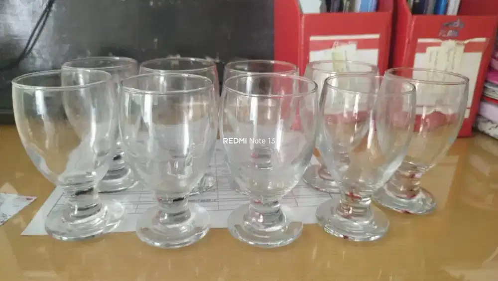 Gelas kaca wine