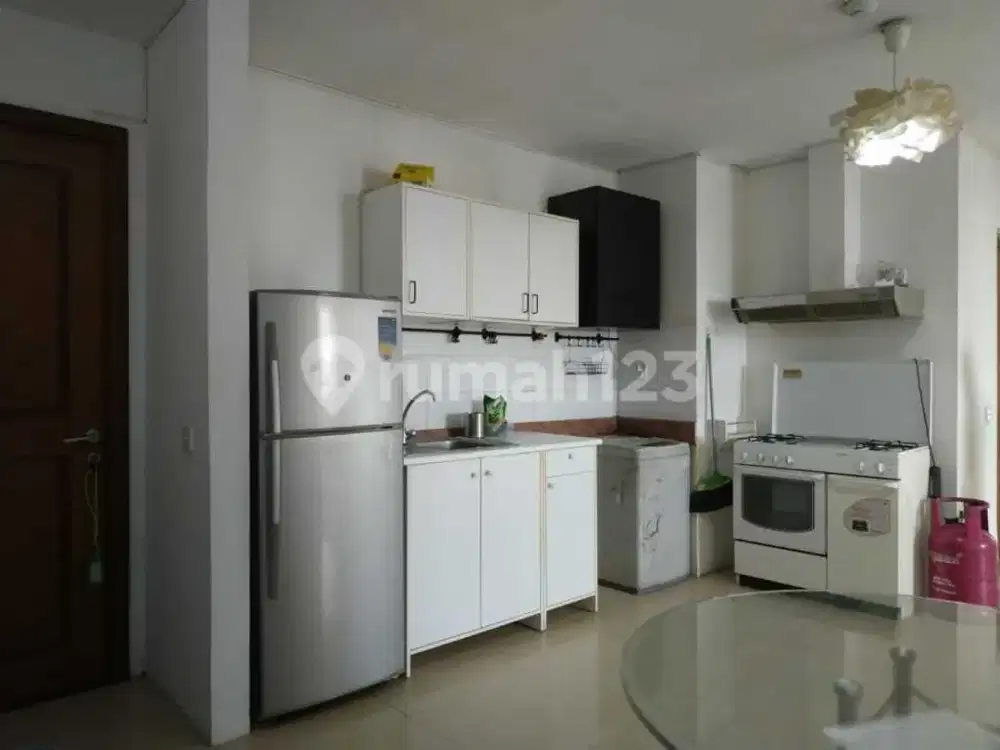 Ci.111 Disewakan Cepat Apt. Paladian Park Full Furnished