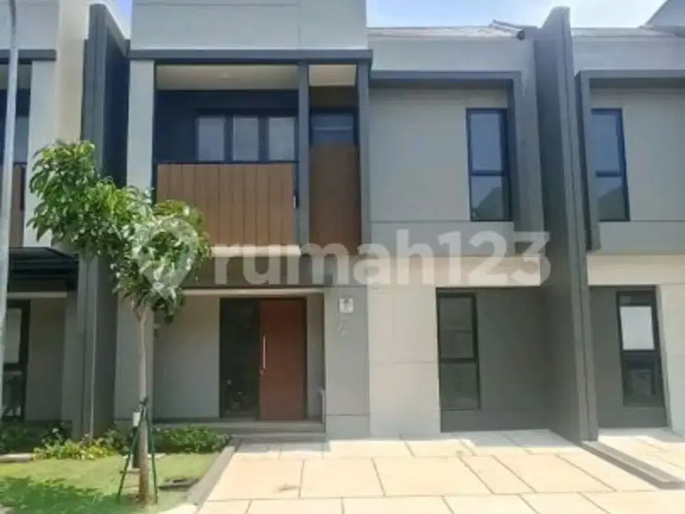 Brand New Summarecon Crown 2lantai