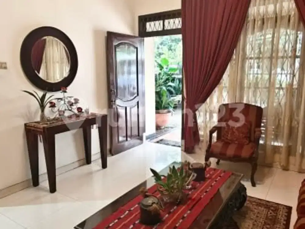 Rumah Siap Huni 367M² Dikayu Putih