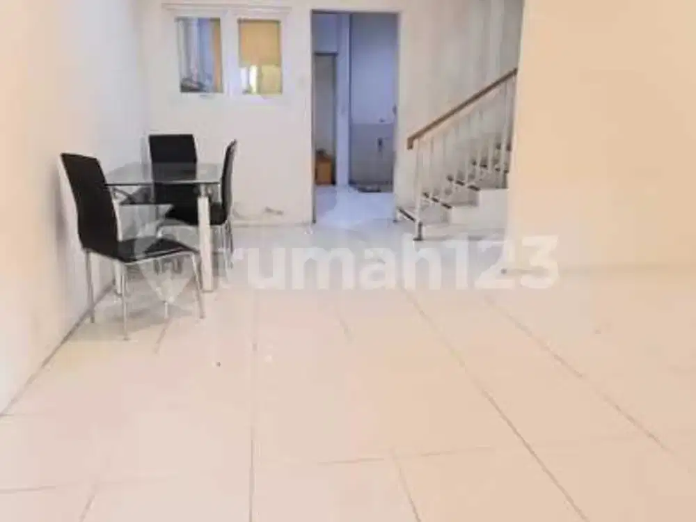 Disewa Rumah 2 Lantai.3+1Kt Digading Griya