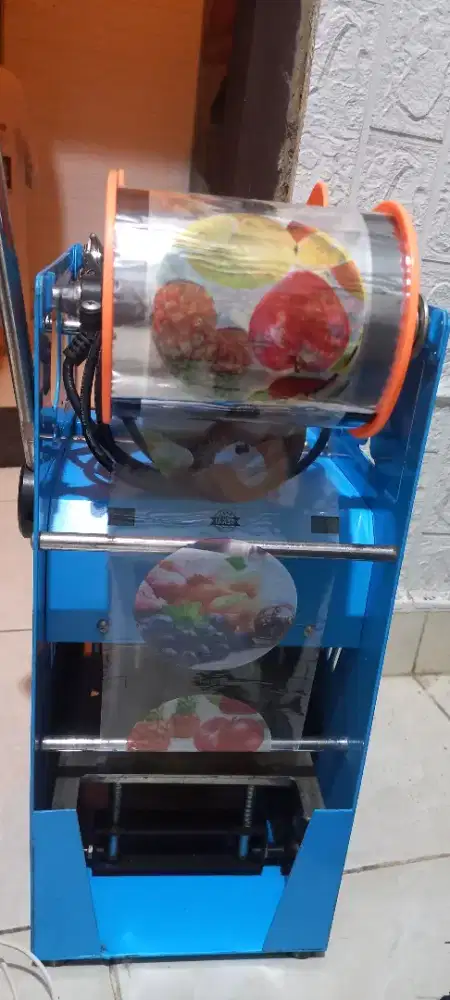 Mesin Cup Sealer / Mesin perekat gelas plastik
