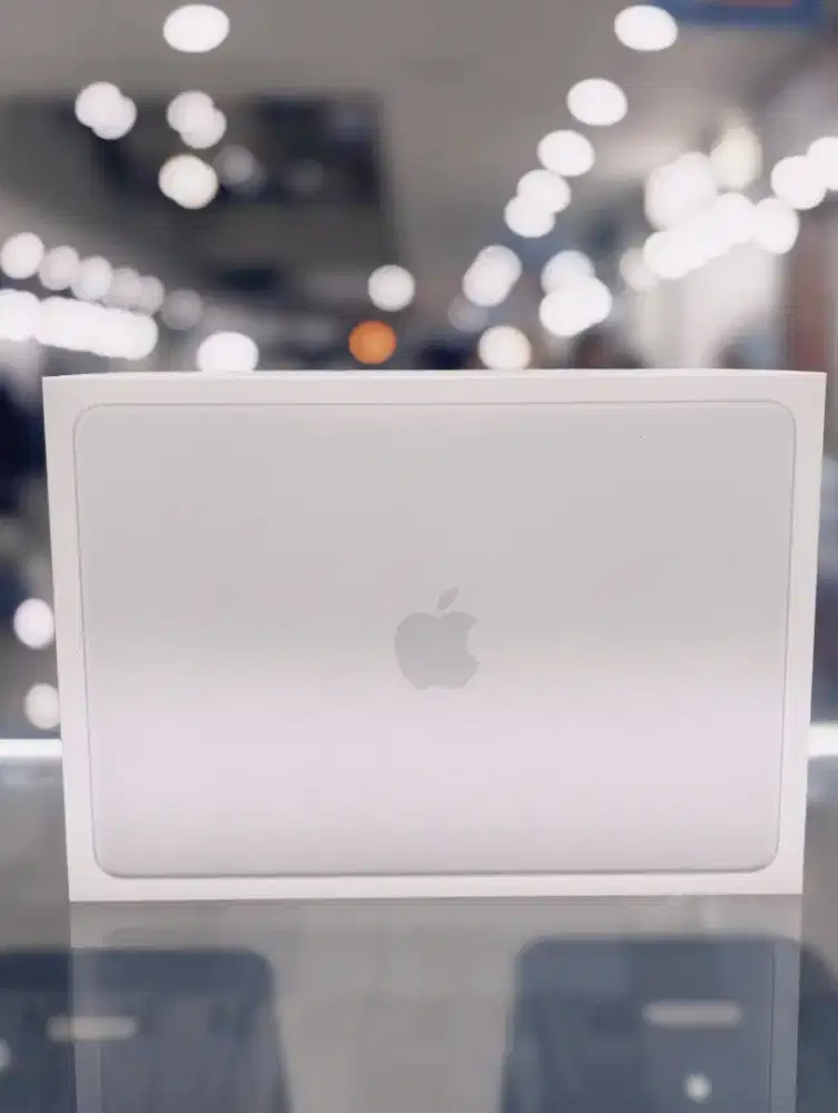 MacBook Neo 8/256 silver new segel Box