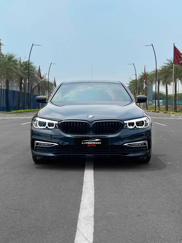 BMW G30 520i LUXURY LINE 2018