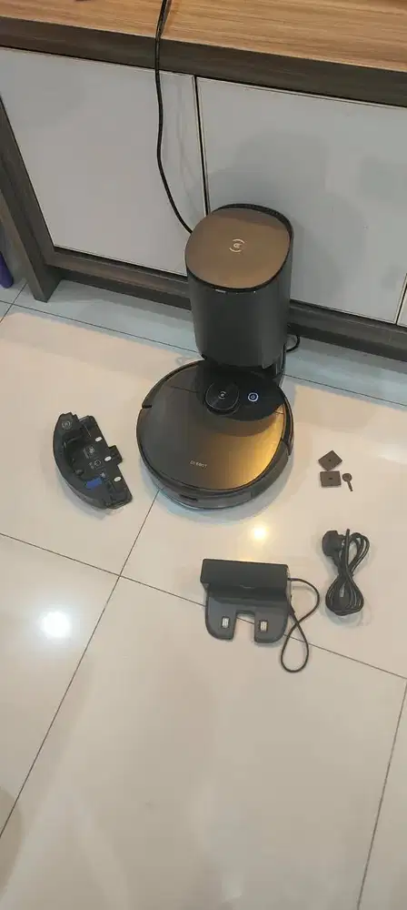 Jual Robot Vacuum Ecovacs Deebot T8 AIVI + Empty Station + OZMO Pro