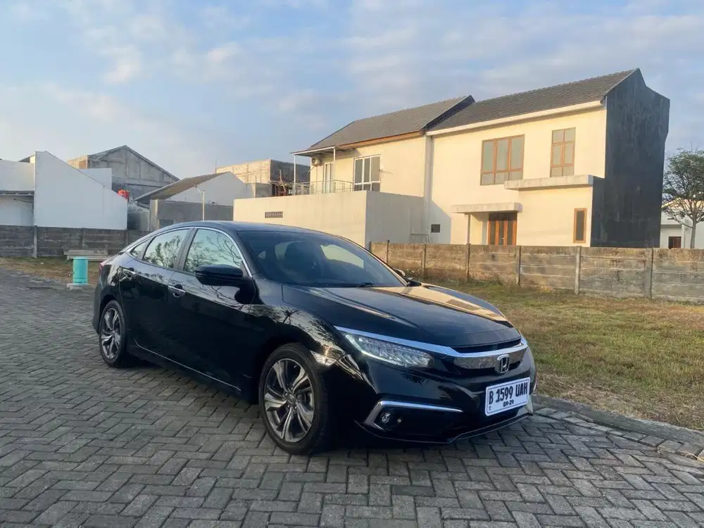 CIVIC TURBO ES CVT 2019 HITAM KEREN ELEGAN